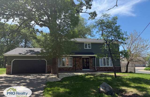 Recently Remodeled 4 Bedroom Home photos photos