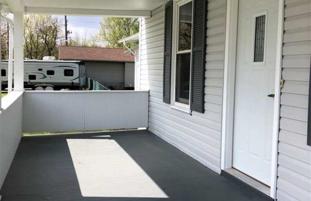 2049 Linwood Ct Gallery 4