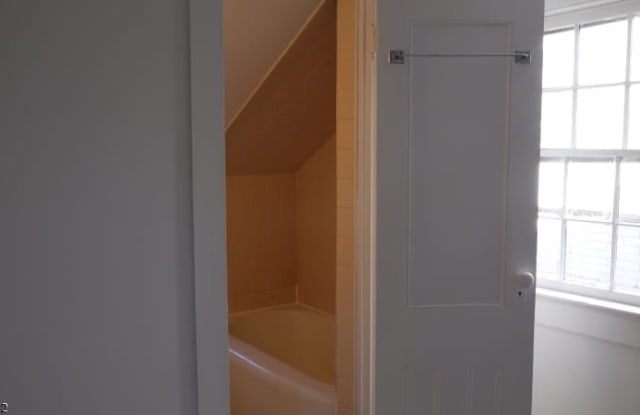 14 Elm St photos photos