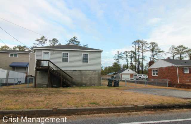 17 Messick Road - 17 Messick Road, Poquoson, VA 23662