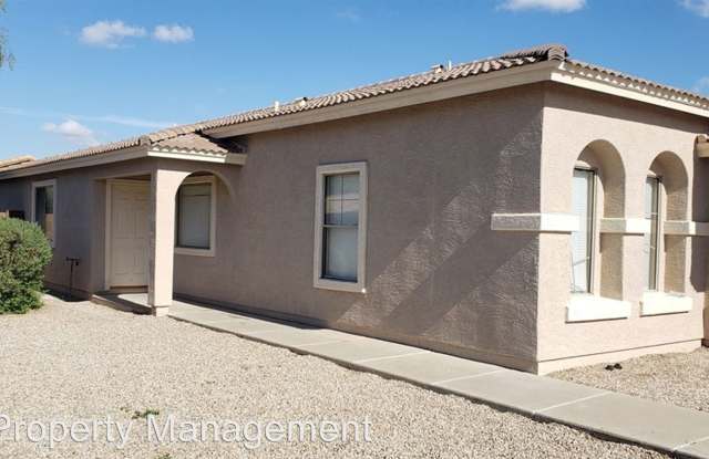 10426 W Pioneer St - 10426 West Pioneer Street, Phoenix, AZ 85353