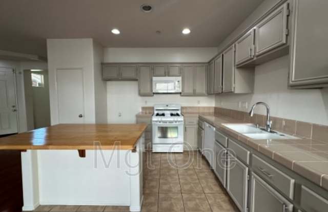 4485 Spring Knolls Ct. Gallery 3