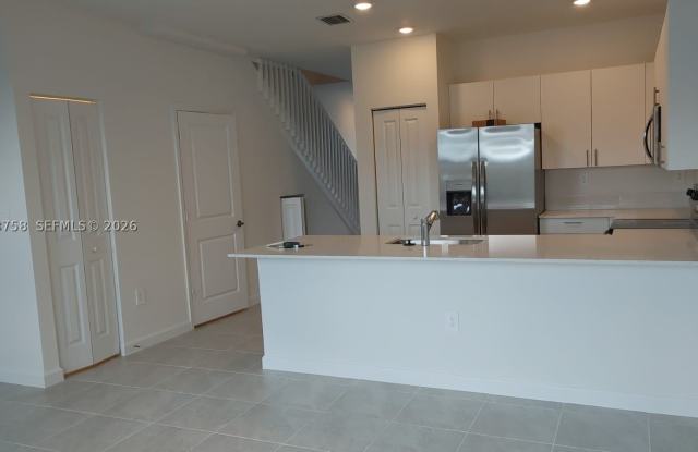 11868 SW 247th Ter Gallery 4