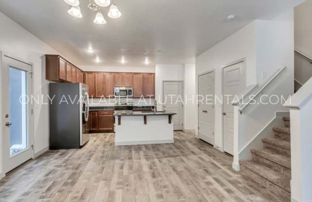 4442 W 2550 N Gallery 3