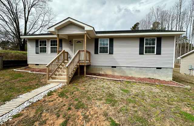 3 Bedroom 2 Bathroom Home in South Hill, VA photos photos 3 Bedroom 2 Bathroom Home in South Hill, VA photos photos