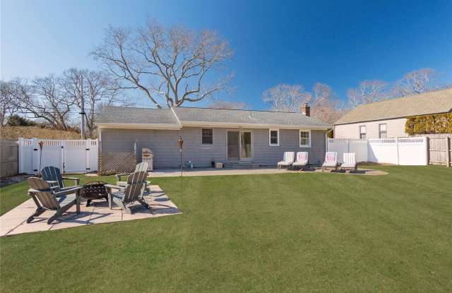 41 Hampton Bays Drive - 41 Hampton Bays Drive, Hampton Bays, NY 11946