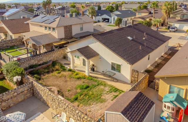 13758 Paseo Las Nubes Drive Gallery 4