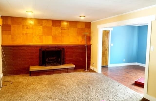 4550 S Creekview Drive - 4550 Creekview Drive, Murray, UT 84107