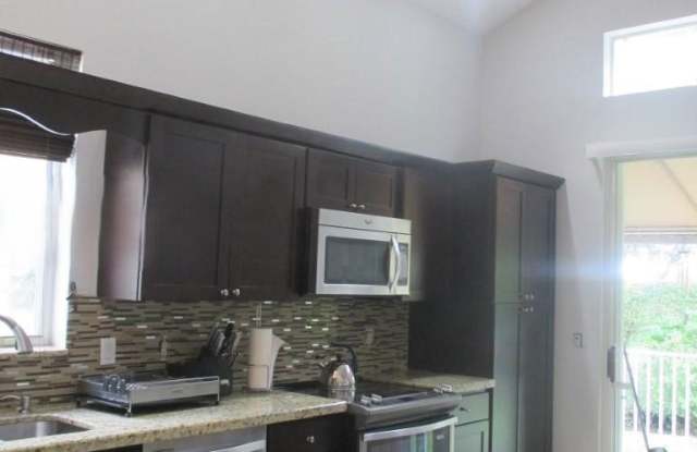 16835 Southwest 49th Court Gallery 2
