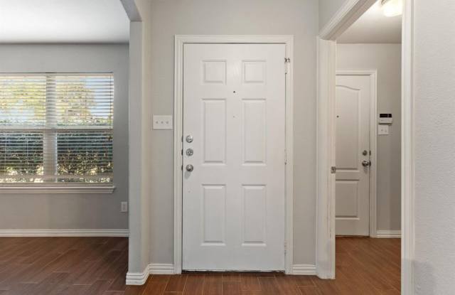 6625 Chalk River Drive Gallery 4
