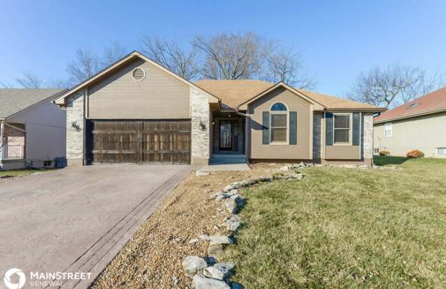3324 South Hanthorn Avenue - 3324 South Hanthorn Avenue, Independence, MO 64057
