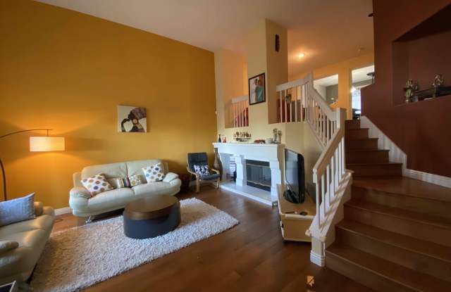 6025 Commerce Drive Gallery 2