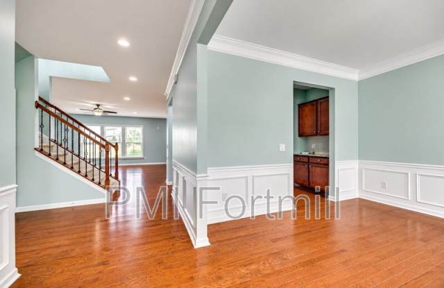 1080 Crescent Moon Dr Gallery 4