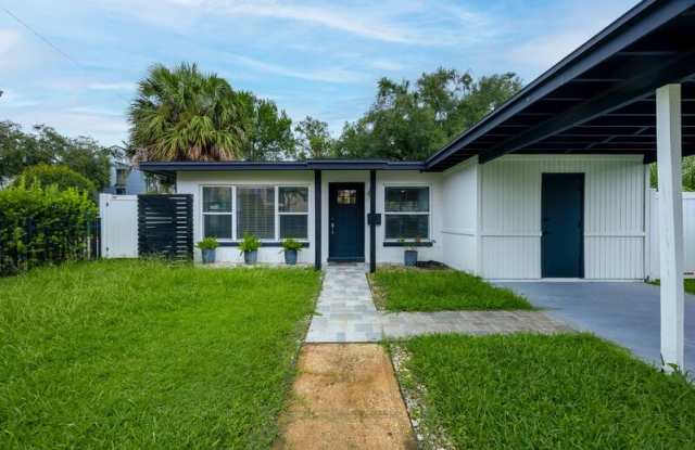 843 W Swoope Ave photos photos
