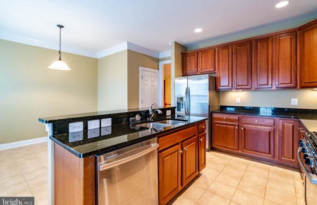 43575 MCKAY TERRACE Gallery 4