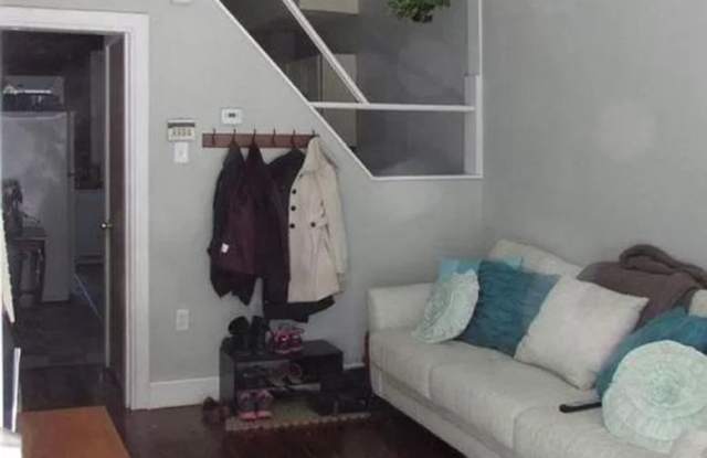 Stunning 3-Bedroom Townhouse in Manayunk! Available Mid-August! - 4822 Smick Street, Philadelphia, PA 19127