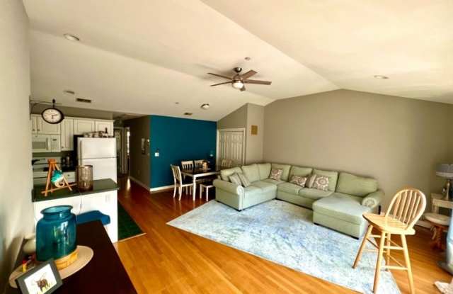 423 Laurel Brook Rd - 423 Laurel Brook Road, Montvale, NJ 07645
