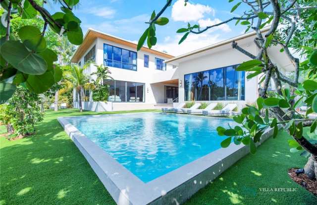 1200 NE 87th St - 1200 Northeast 87th Street, Miami, FL 33138