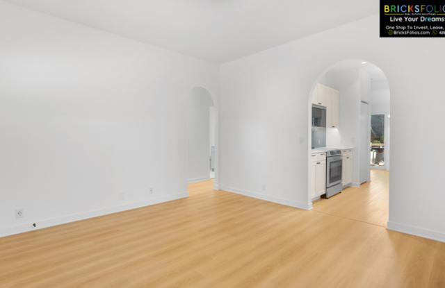 2118 North 63rd Street Gallery 3
