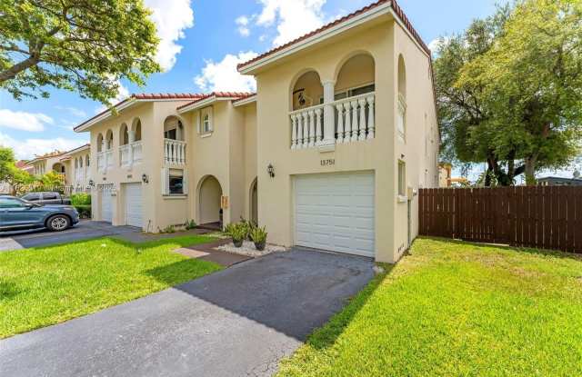 13751 SW 160th St photos photos