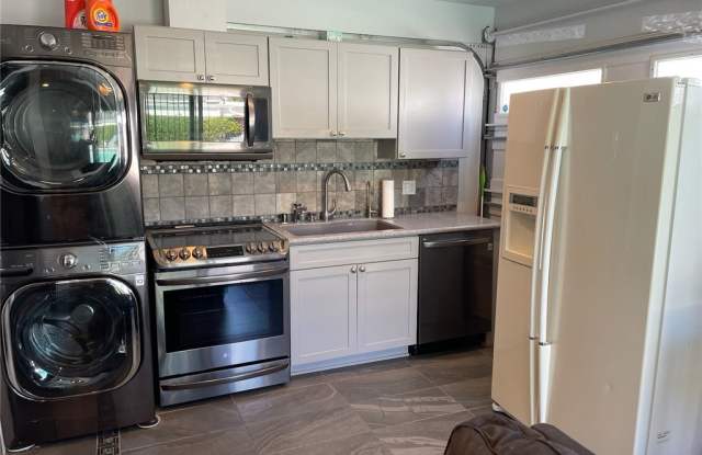 4348 Adenmoor Avenue - 4348 Adenmoor Avenue, Lakewood, CA 90713