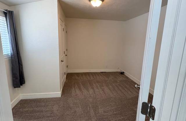 Home for Rent in Soap Lake Gallery 4