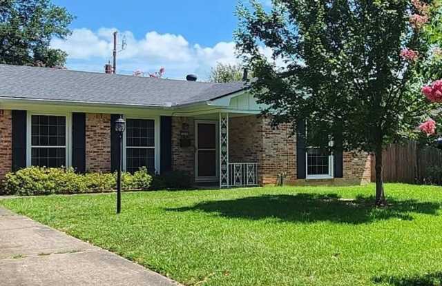 334 Wayne Drive photos photos