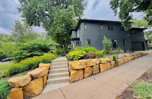 Rare Minnehaha Parkway rental under 5k! Beautiful through-out! photos photos