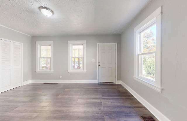 Cudell / Edgewater - 4 Bedroom Single Family Home Gallery 1