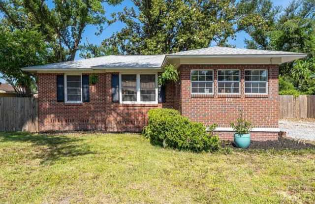 111 North Marie Drive photos photos