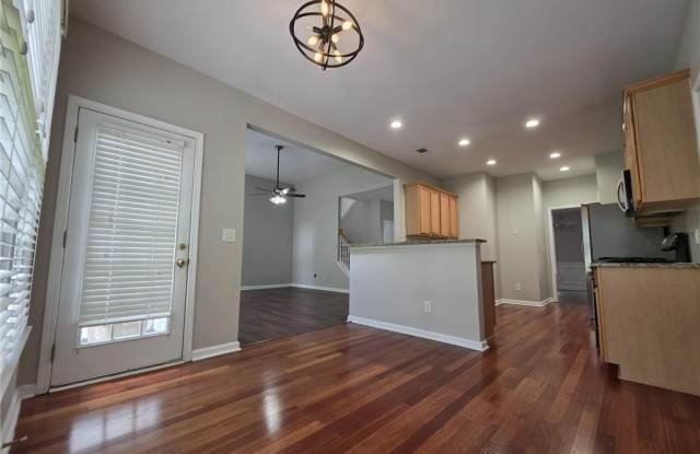 1712 Hillside Bend Crossing Gallery 4