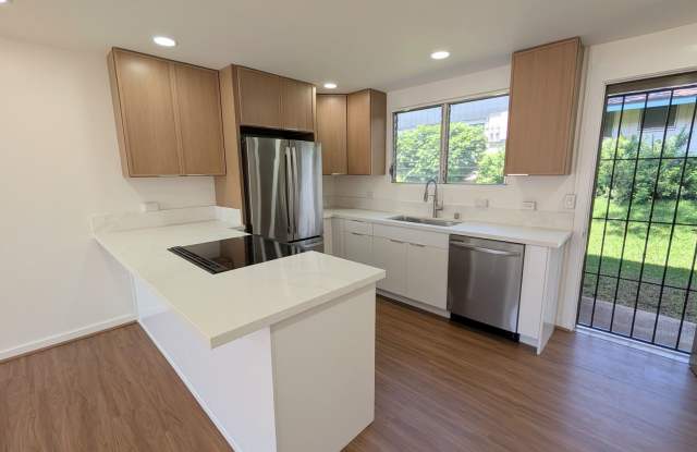 Newly Remodeled 2 bed 2 Bath Townhouse at Waialae Gardens in Kahala photos photos