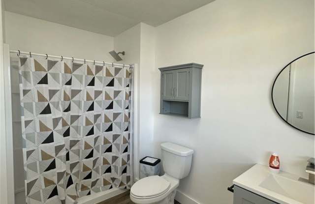 1675 Temple Terrace Gallery 4