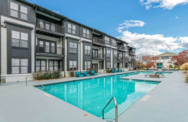 M Street photos photos