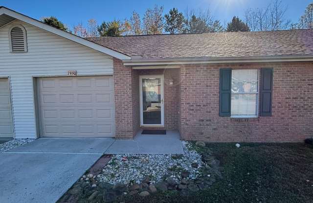 Cozy 3bd/2bth Condo in Powell - Minutes for UT Downtown Knoxville! photos photos Cozy 3bd/2bth Condo in Powell - Minutes for UT Downtown Knoxville! photos photos