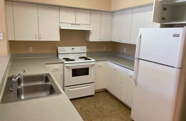 2811 HUNTER LAKE WAY 201 - 2811 Hunter Lake Way, Forest City, FL 32703