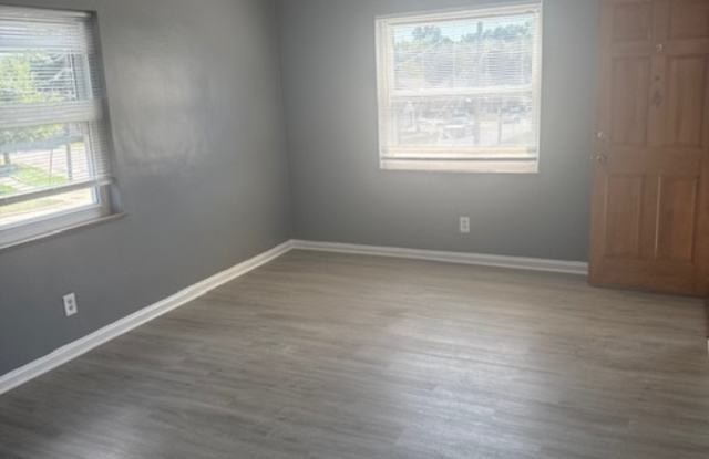 4036 Homelawn Ave photos photos