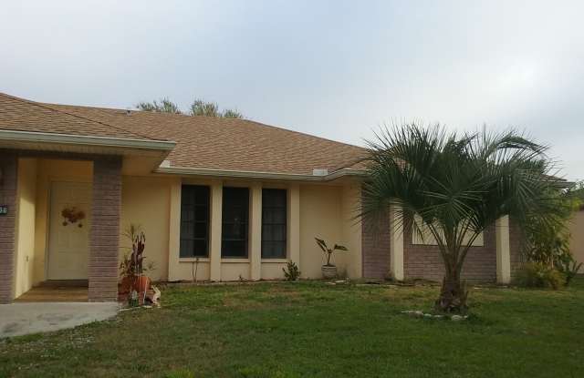 21466 Michigan Ave - 21466 Michigan Avenue, Port Charlotte, FL 33954