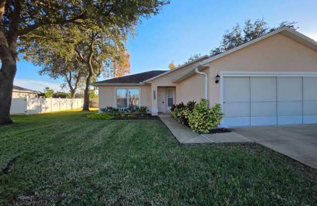 ** COMING SOON ** 3 Bedroom 2 Bath Single Family Home in South Daytona - 613 Clairmont Lane, South Daytona, FL 32119