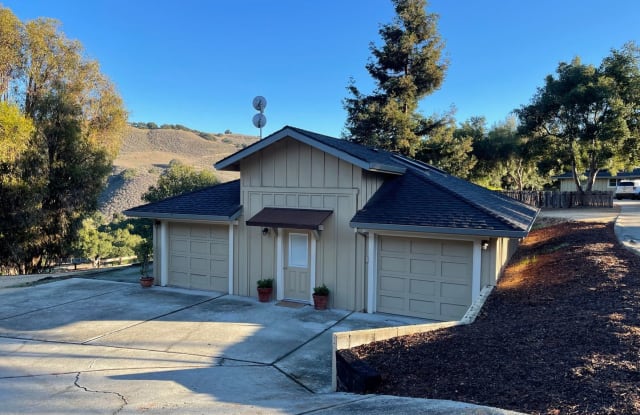 28001 Mesa de Tierra - 28001 Mesa De Tierra Road, Monterey County, CA 93908 28001 Mesa de Tierra - 28001 Mesa De Tierra Road, Monterey County, CA 93908