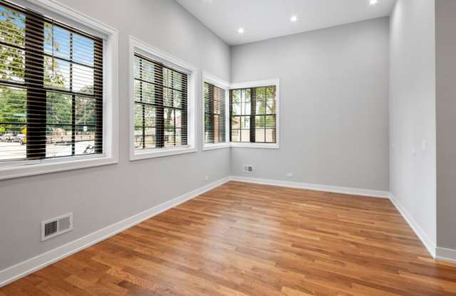 1339 North Noble Gallery 2