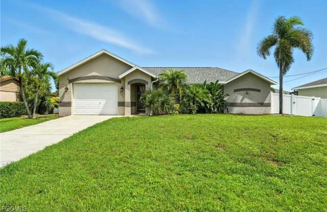1125 SW 44th Terrace - 1125 Southwest 44th Terrace, Cape Coral, FL 33914