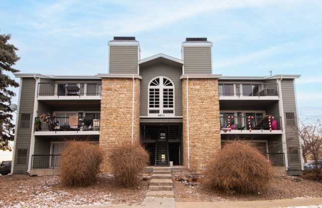 8803 Colorado Boulevard - 304 photos photos