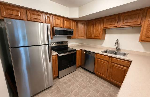 26 Greenleaves Dr - 609Unit 609 Gallery 2