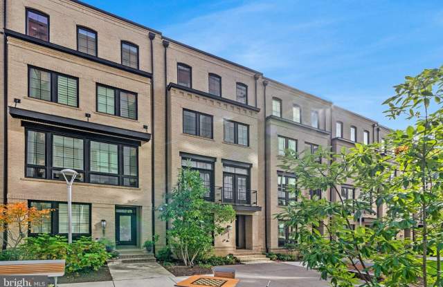 1884 EASTERLY Road - 1884 Easterly Road, Reston, VA 20190