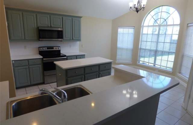 6205 Pebble Beach Lane Gallery 4