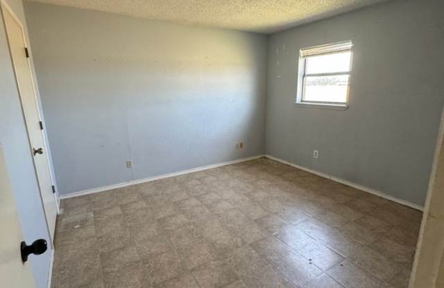 2 Bedroom & 3 Bedroom Apartments Gallery 4