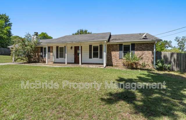 4009 Royal Oaks Court Gallery 3