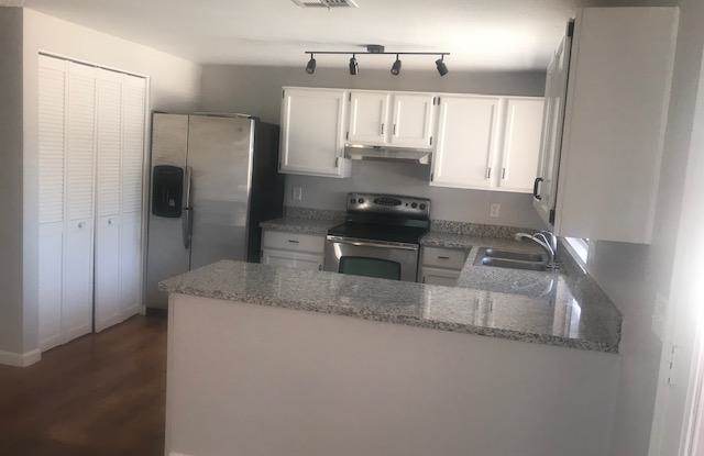 1608 W LOS ARBOLES Place Gallery 2