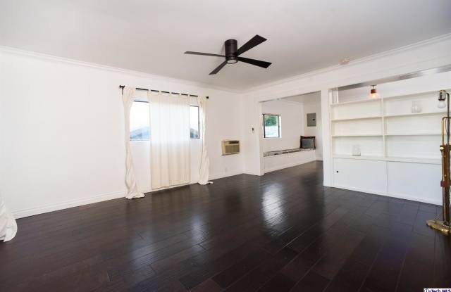 525 Meridian Terrace Gallery 3